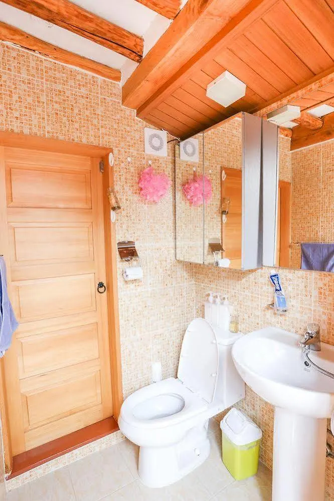 סיאול Dalzip Bukchon Hanok Guesthouse קוריאה הדרומית