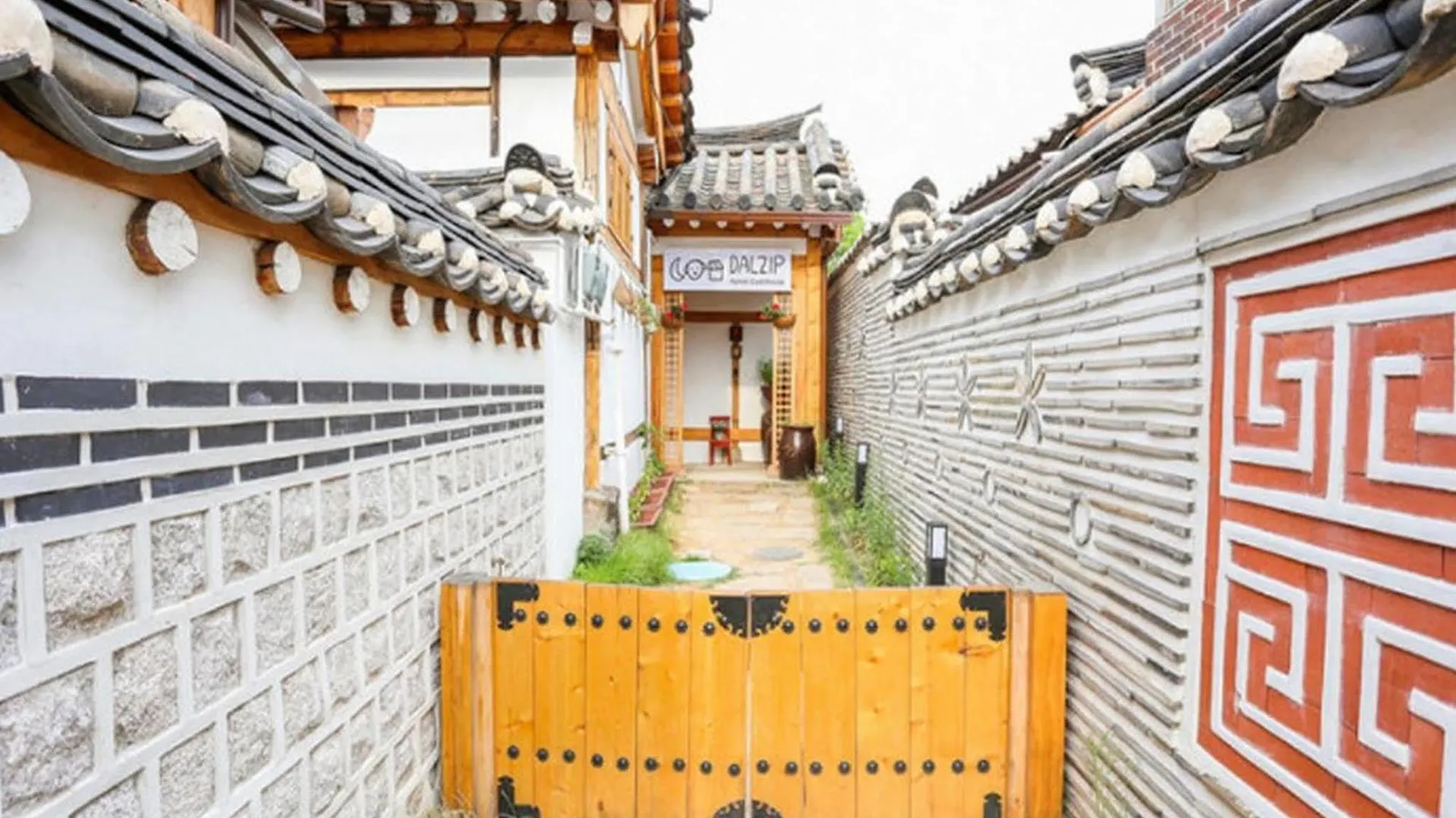 סיאול Dalzip Bukchon Hanok Guesthouse קוריאה הדרומית