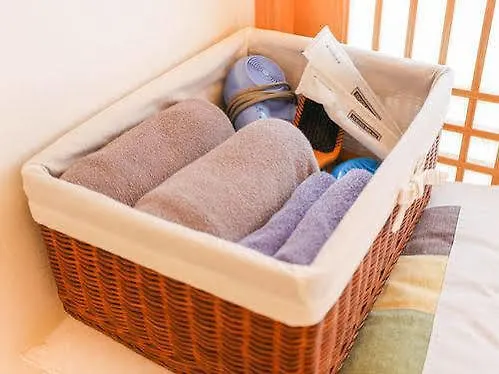 סיאול Dalzip Bukchon Hanok Guesthouse 2*,